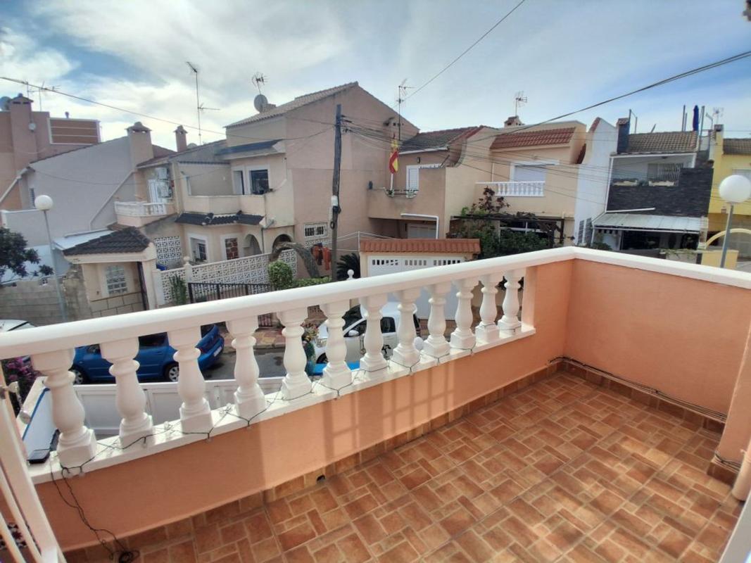 Недвижимость на продажу и в аренду в Испании photo 3
