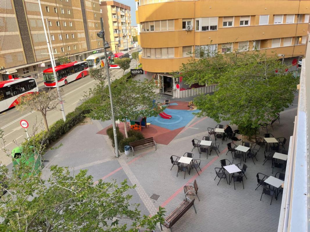 Продажа квартиры на Piso en Avenida Doctor Gregorio Marañón, Puerto Deportivo, Torrevieja, Торревьеха
photo 1
