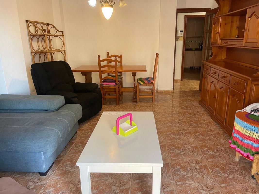 Продажа квартиры на Piso en Avenida Doctor Gregorio Marañón, Puerto Deportivo, Torrevieja, Торревьеха
photo 2