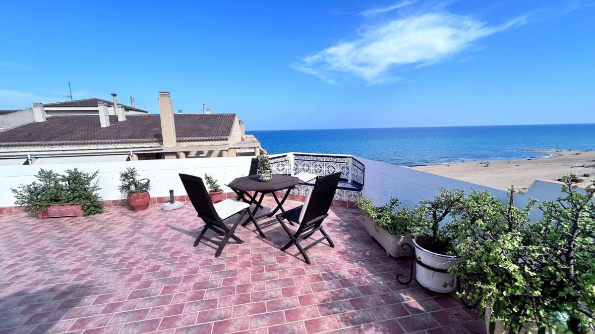 Penthouse sale in Ático en Avenida Virgen del Carmen, 3, Los Europeos, Torrevieja, Torrevieja photo 3