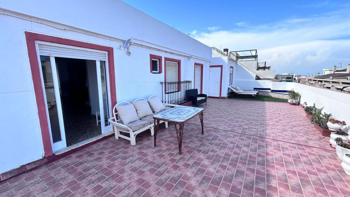 Penthouse sale in Ático en Avenida Virgen del Carmen, 3, Los Europeos, Torrevieja, Torrevieja photo 4