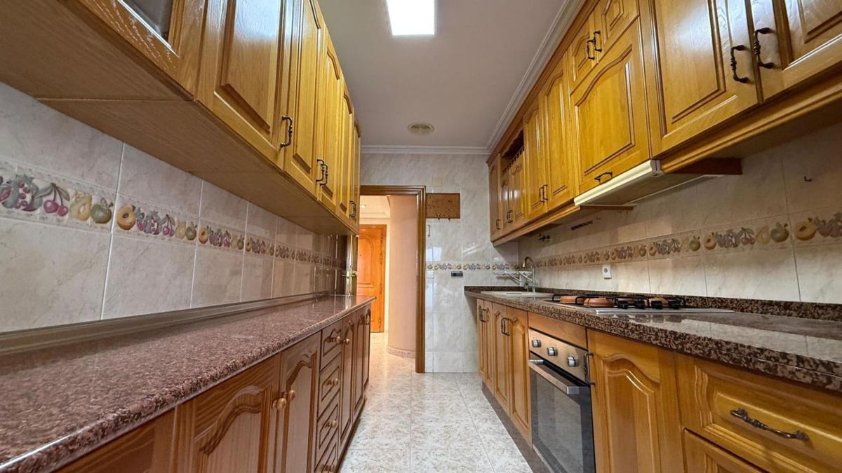 Продажа квартиры на Piso en Calle Caballero de Rodas s/n, Centro - Muelle Pesquero, Torrevieja, Торревьеха
 photo 5