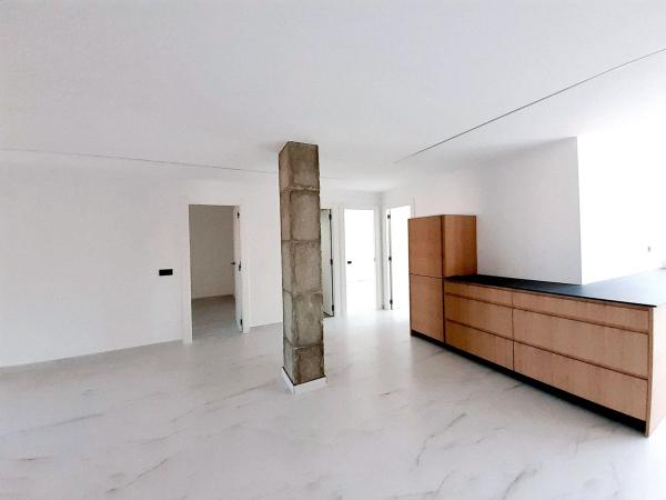 Venta de piso en Piso en Avenida de Madrid, Petrer, Petrer
thumbnail 2