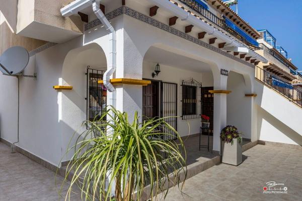 Chalet adosado en Calle Alamo, 2, Cañada del Molino, Torrevieja photo 1