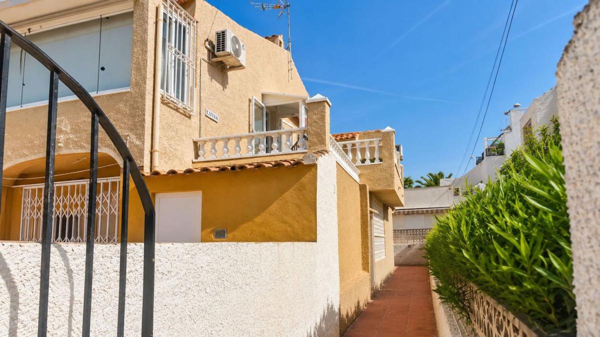 Venta de piso en Piso en Roberto Koch, Zona los Frutales, Torrevieja, Torrevieja
photo 2