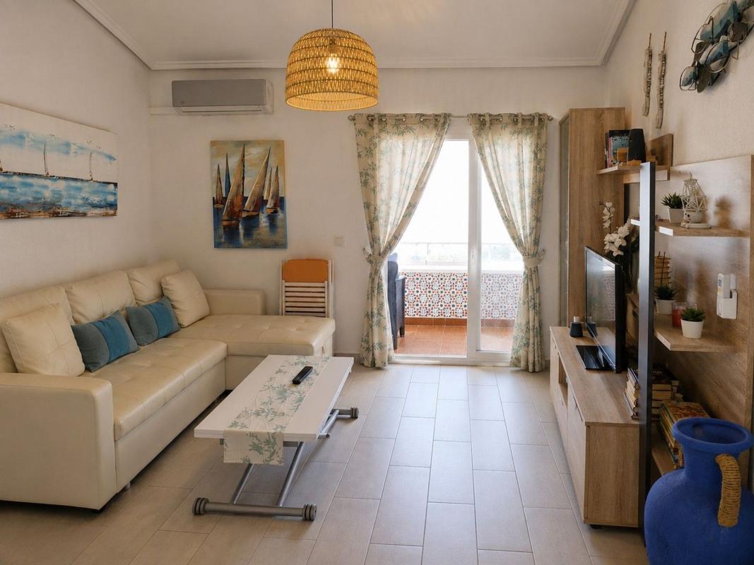 Venta de piso en Piso en Roberto Koch, Zona los Frutales, Torrevieja, Torrevieja
photo 4