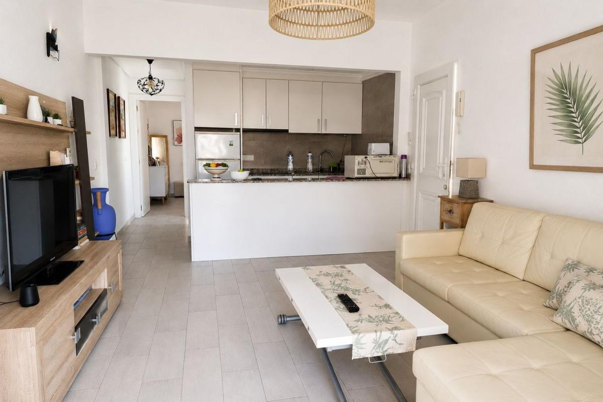 Venta de piso en Piso en Roberto Koch, Zona los Frutales, Torrevieja, Torrevieja
photo 5