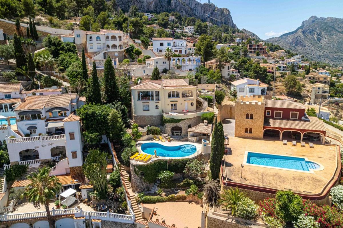 Properties for sale and rent in Spain photo 3