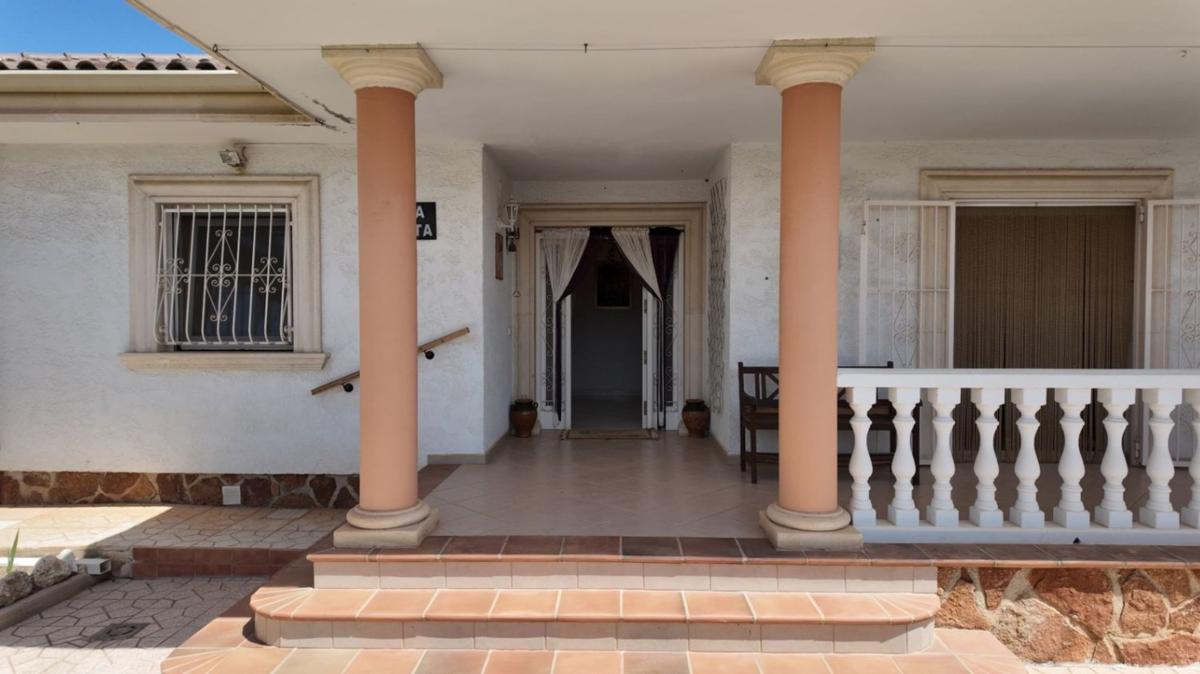 Properties for sale and rent in Spain photo 4
