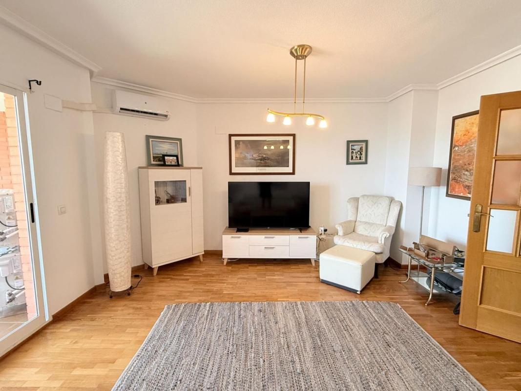 Properties for sale and rent in Spain photo 4