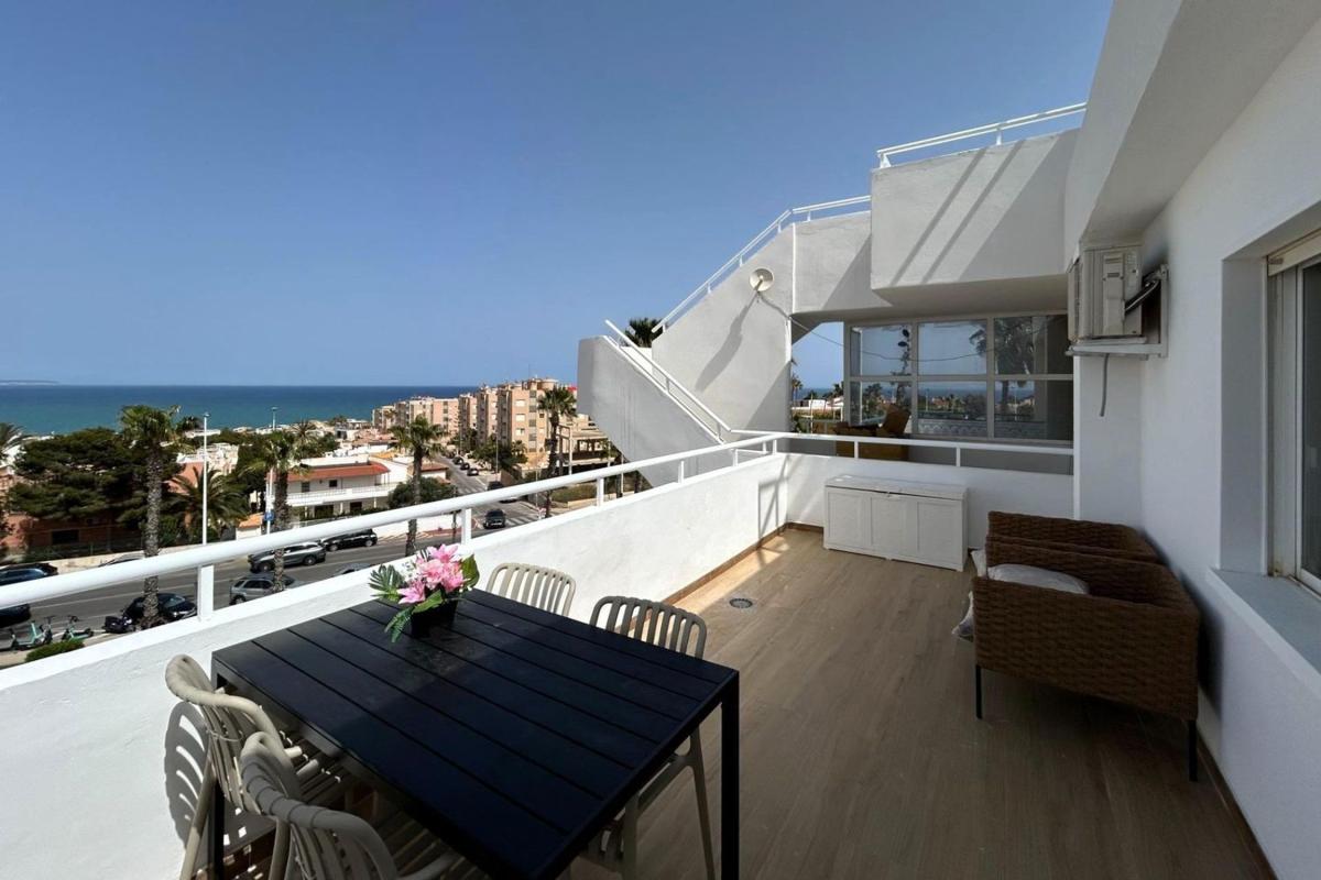 Sprzedaż mieszkania w Piso en Calle Eneas, 1, Miramar - Torre del Moro, Torrevieja, Torrevieja
photo 1