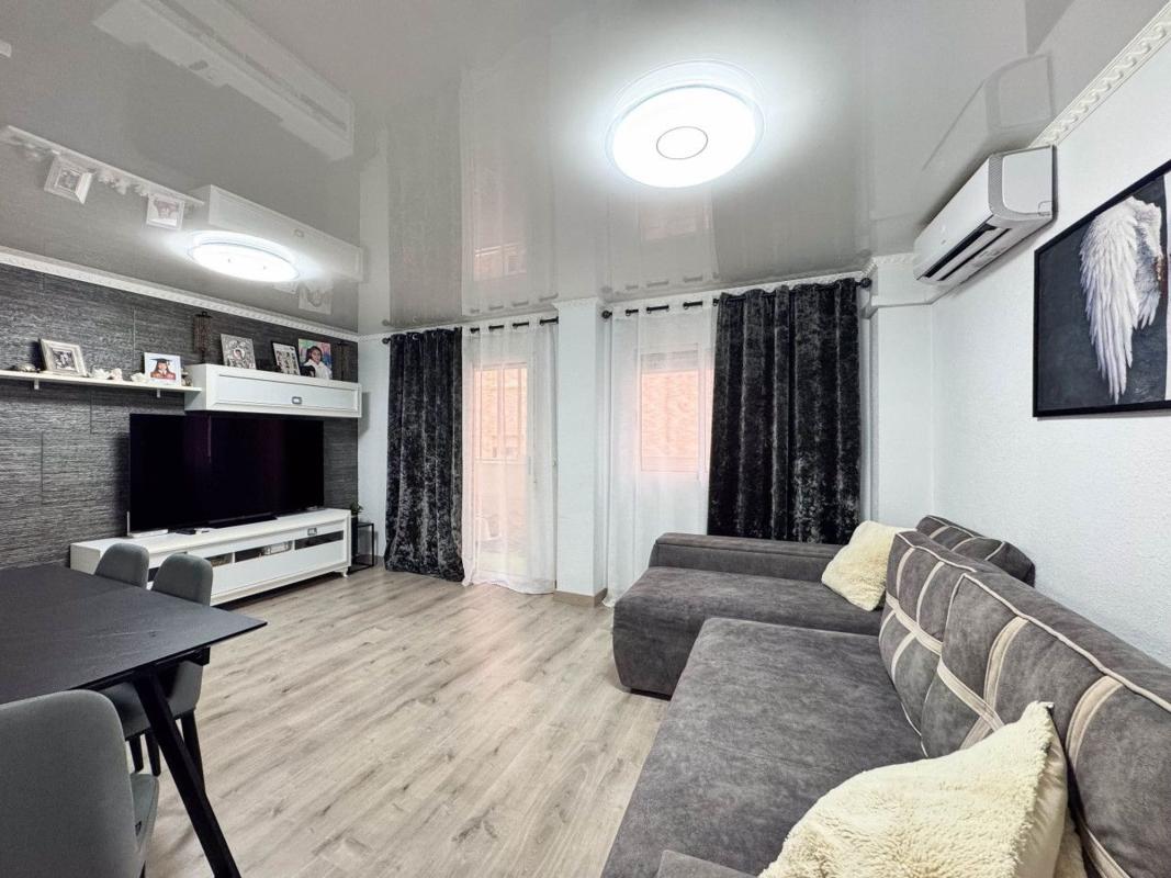Sale of apartment in Piso en Calle Apolo, Centro - Muelle Pesquero, Torrevieja, Torrevieja
photo 5