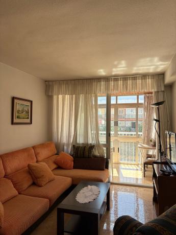 Venta de piso en Piso en Avenida Rei Jaume I, 31, Pueblo Poniente, Benidorm, Benidorm
photo 1