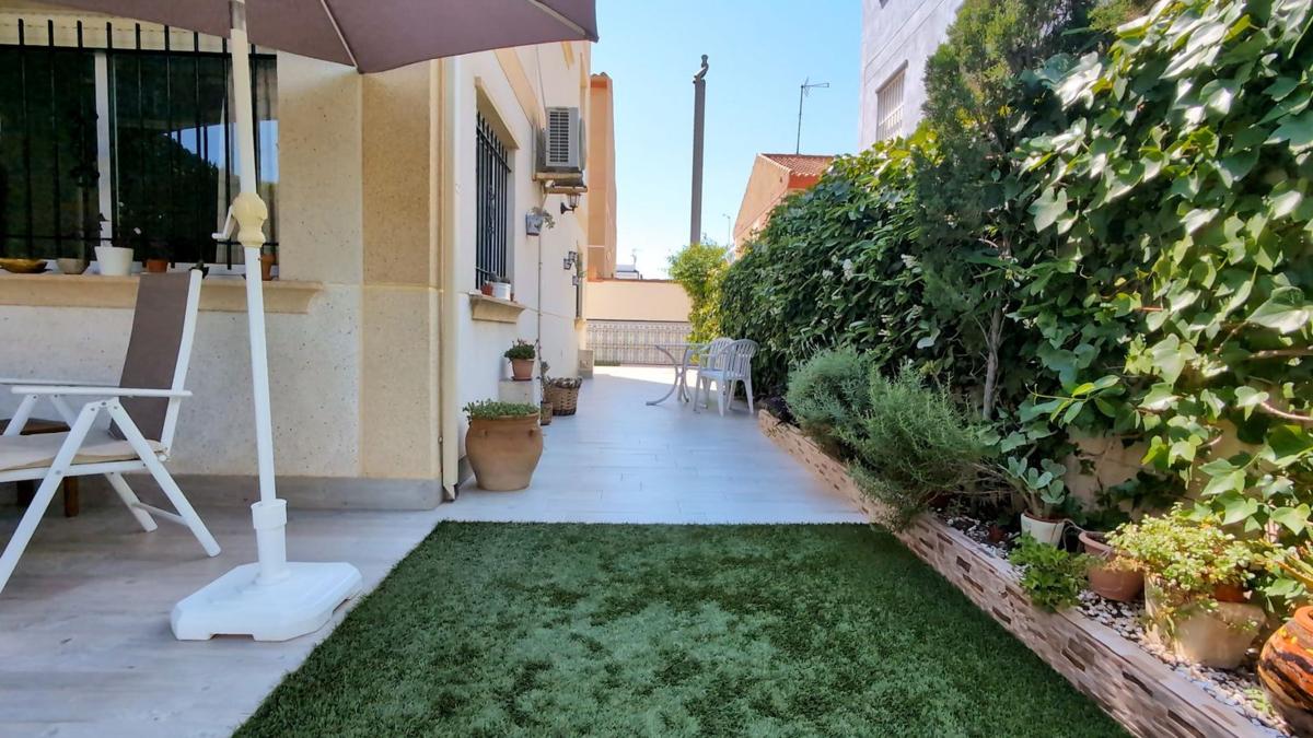Properties for sale and rent in Spain photo 5
