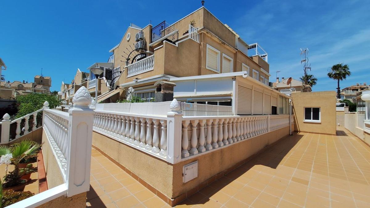 Sprzedaż mieszkania w Piso en Torreblanca, Torrevieja, Torrevieja
 photo 2