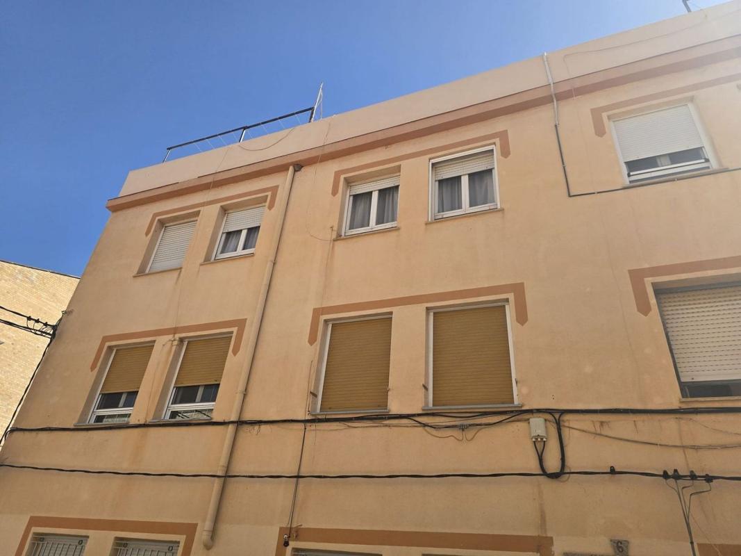 Sale of apartment in Piso en Calle Uruguay, Sax, Sax
photo 2
