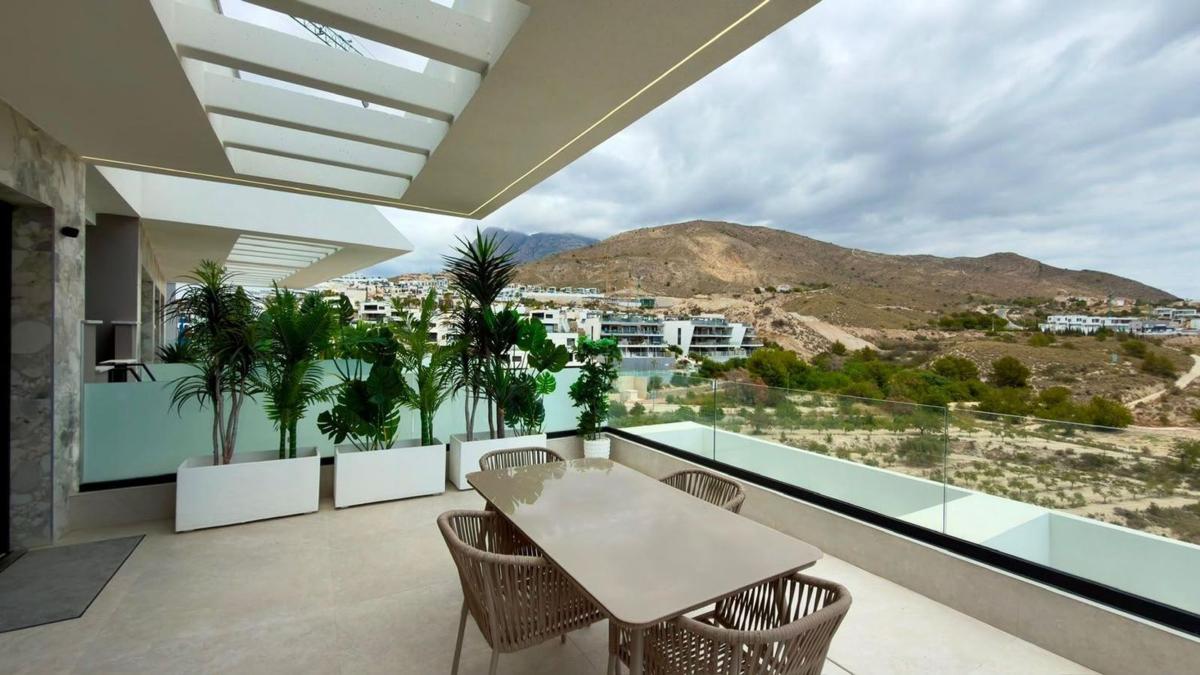 Продажа дуплекса на Dúplex en Calle Càceres, Balcón de Finestrat-Terra Marina, Finestrat, Финестрат photo 1