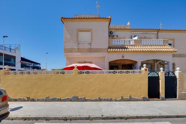 Casa o chalet independiente en Aguas Nuevas, Torrevieja photo 1