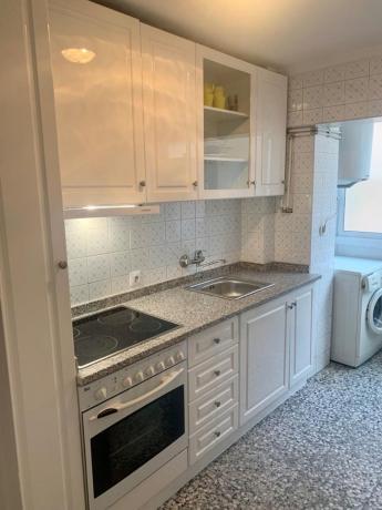 Sale of flat in Piso en Calle del Zafiro, 11, Colonia Requena - Virgen del Carmen, Alicante / Alacant, Alicante
thumbnail 1