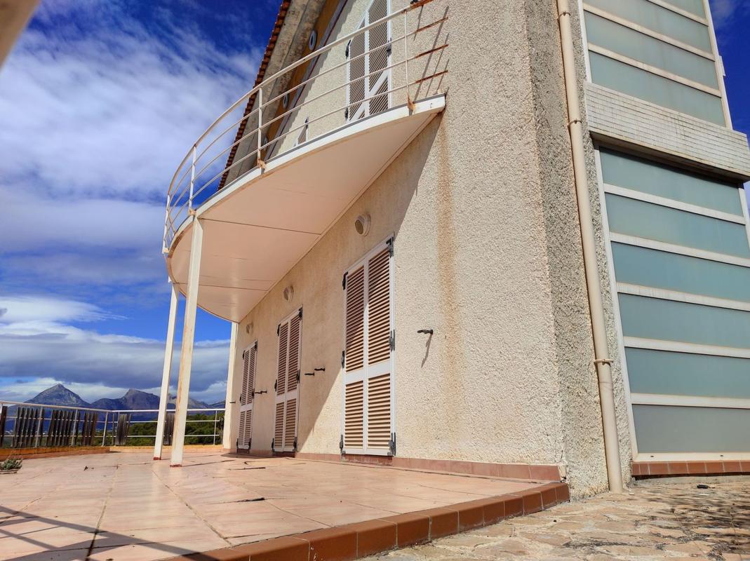 Properties for sale and rent in Spain photo 4