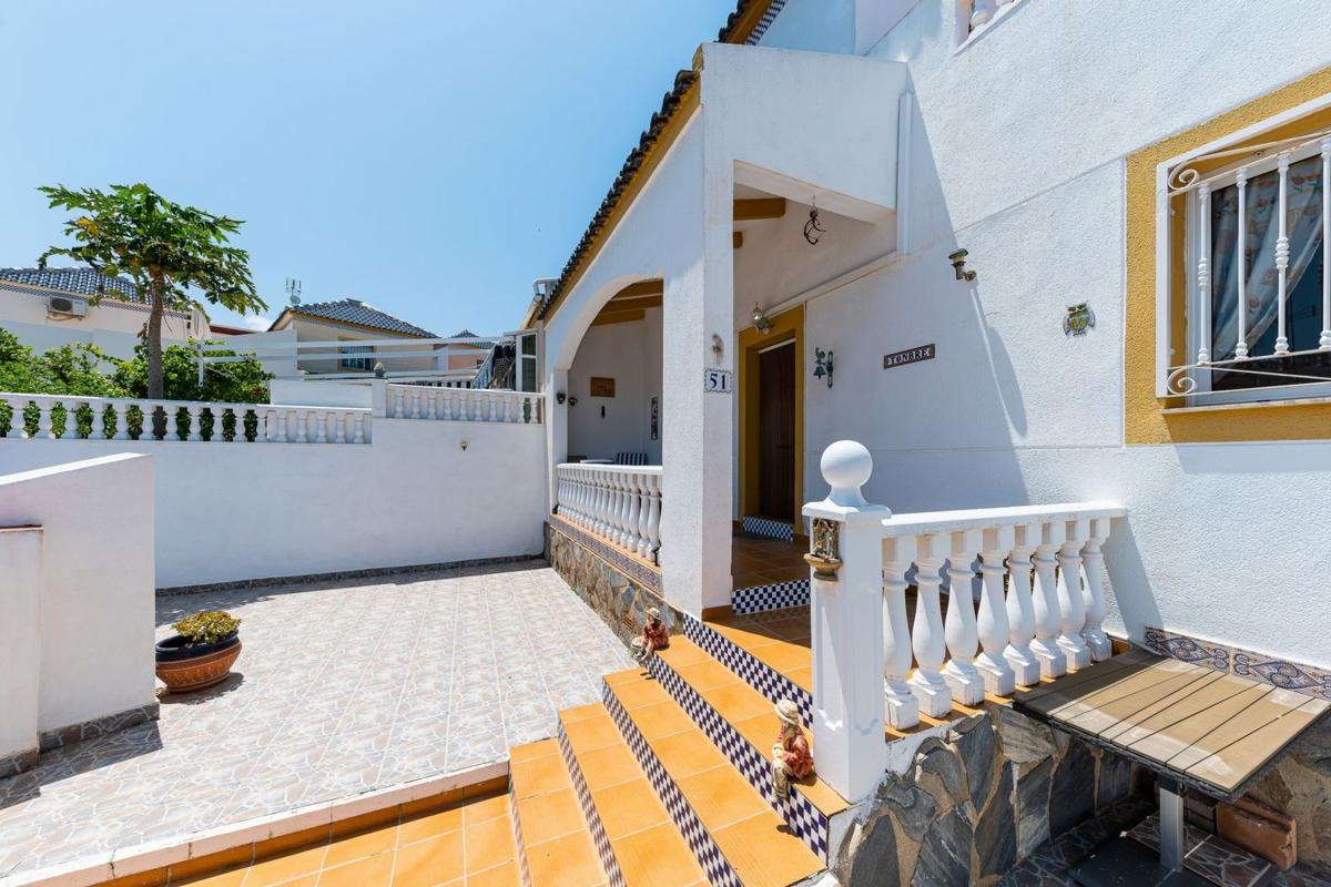 Недвижимость на продажу и в аренду в Испании photo 3