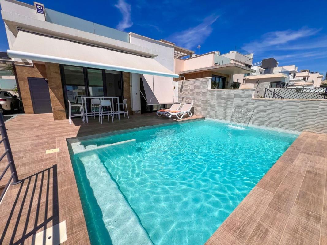 Properties for sale and rent in Spain photo 1
