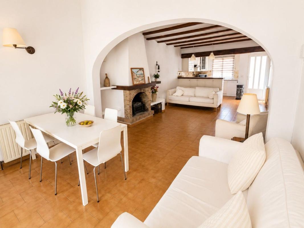 Properties for sale and rent in Spain photo 3