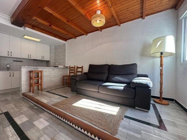 Chalet adosado en Calle Comunidad de Madrid, Miramar - Torre del Moro, Torrevieja photo 2
