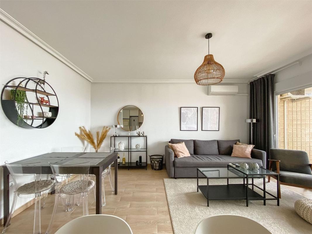 Продажа квартиры на Piso en Avenida Doctor Gregorio Marañón, El Acequión, Torrevieja, Торревьеха
photo 4