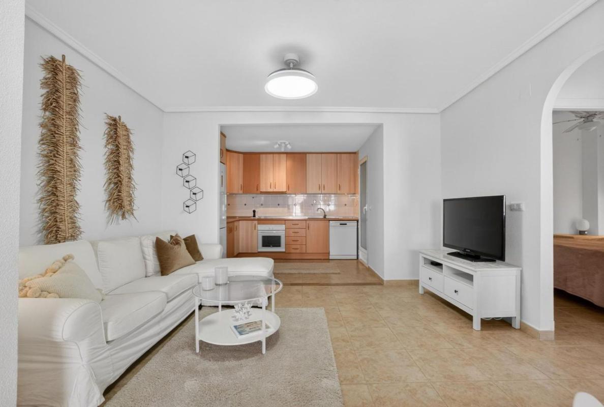 Продажа квартиры на Piso en Aguas Nuevas, Torrevieja, Торревьеха
 photo 2