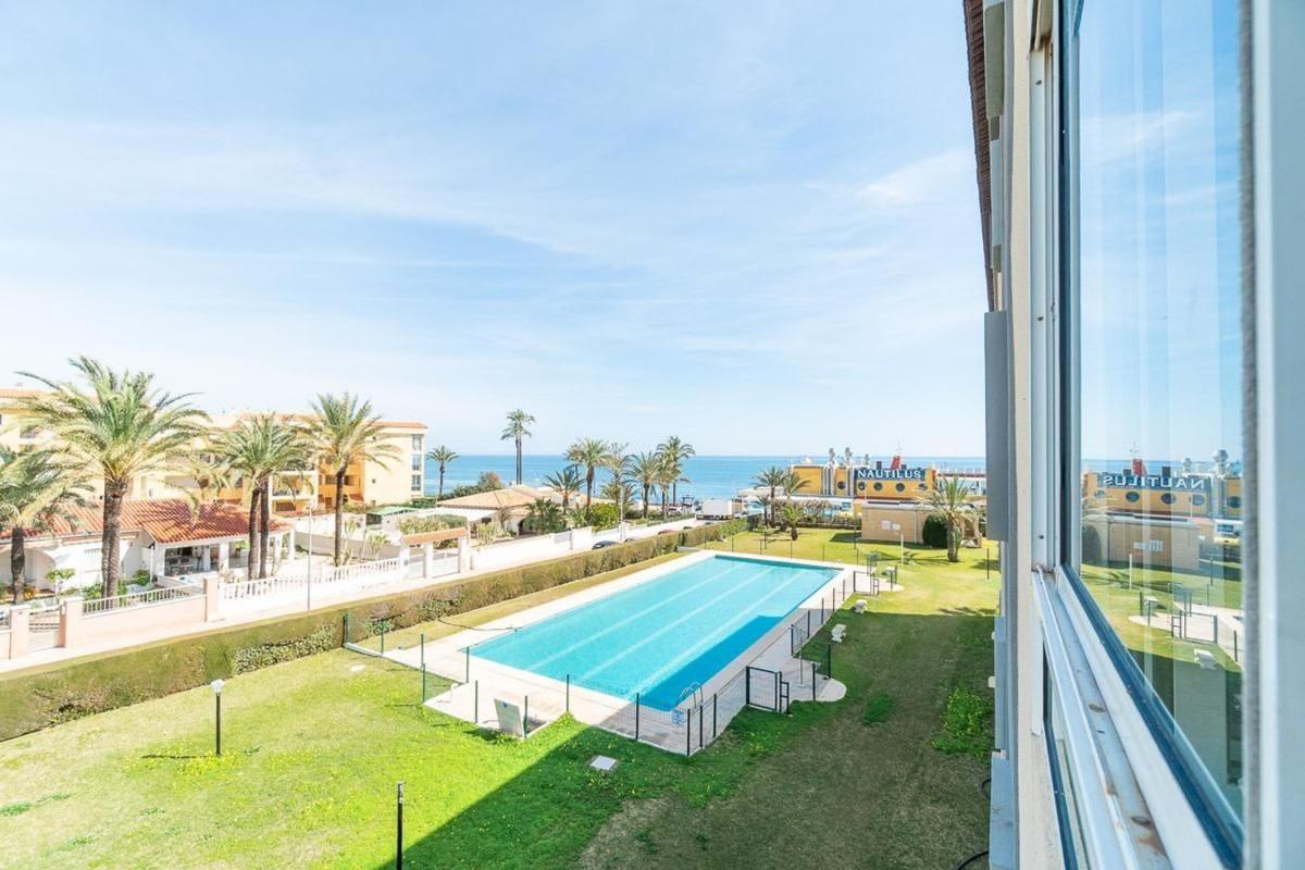 Продажа квартиры на Piso en Avenida de las Olas, 27, Punta Prima, Torrevieja, Торревьеха
 photo 4