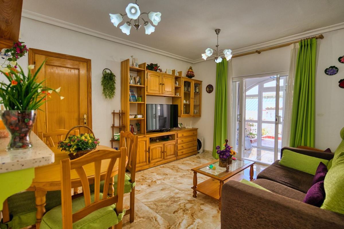 Venta de chalet independiente en Casa o chalet en Calle Abedul, Cañada del Molino, Torrevieja, Torrevieja
 photo 4