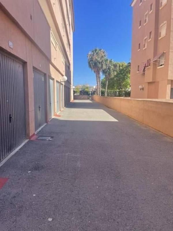 Venta de piso en Piso en Avenida del Tamarit, Tamarit - Playa Lissa, Santa Pola, Santa Pola
photo 3