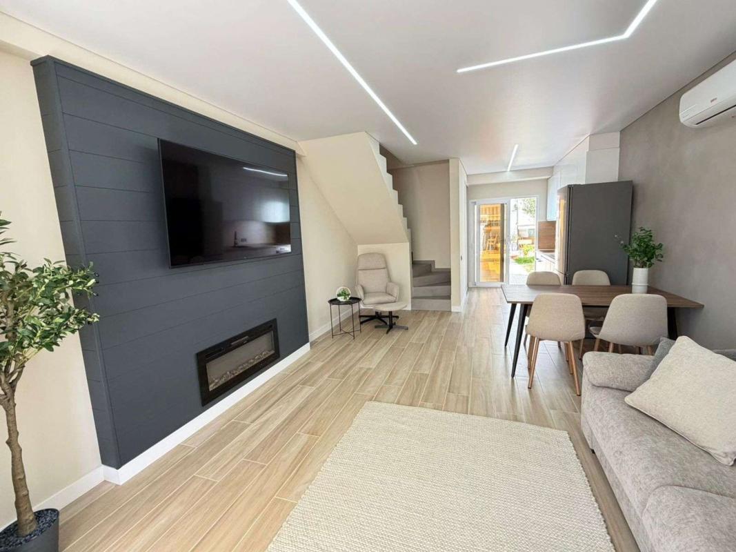 Properties for sale and rent in Spain photo 3