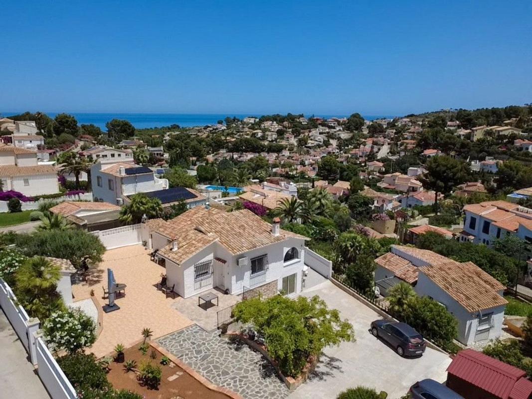 Sprzedaż niezależnego domku jednorodzinnego w Casa o chalet en El Montgó, Denia, Dénia photo 2
