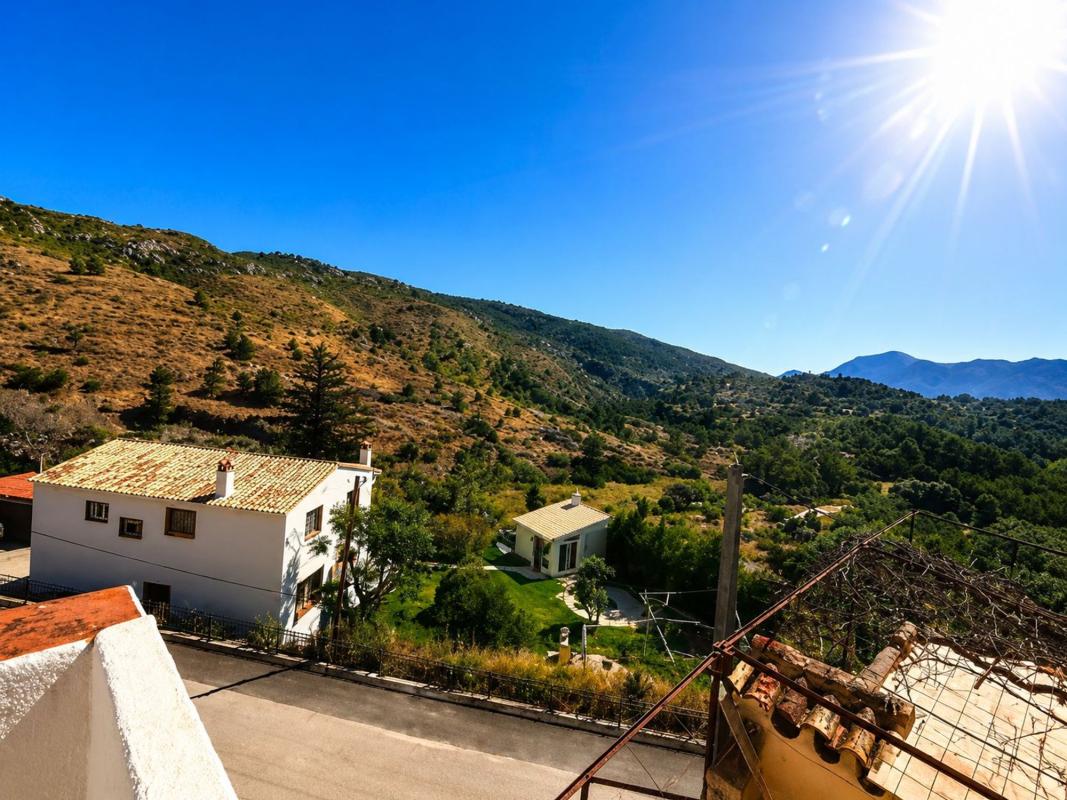 Properties for sale and rent in Spain photo 2