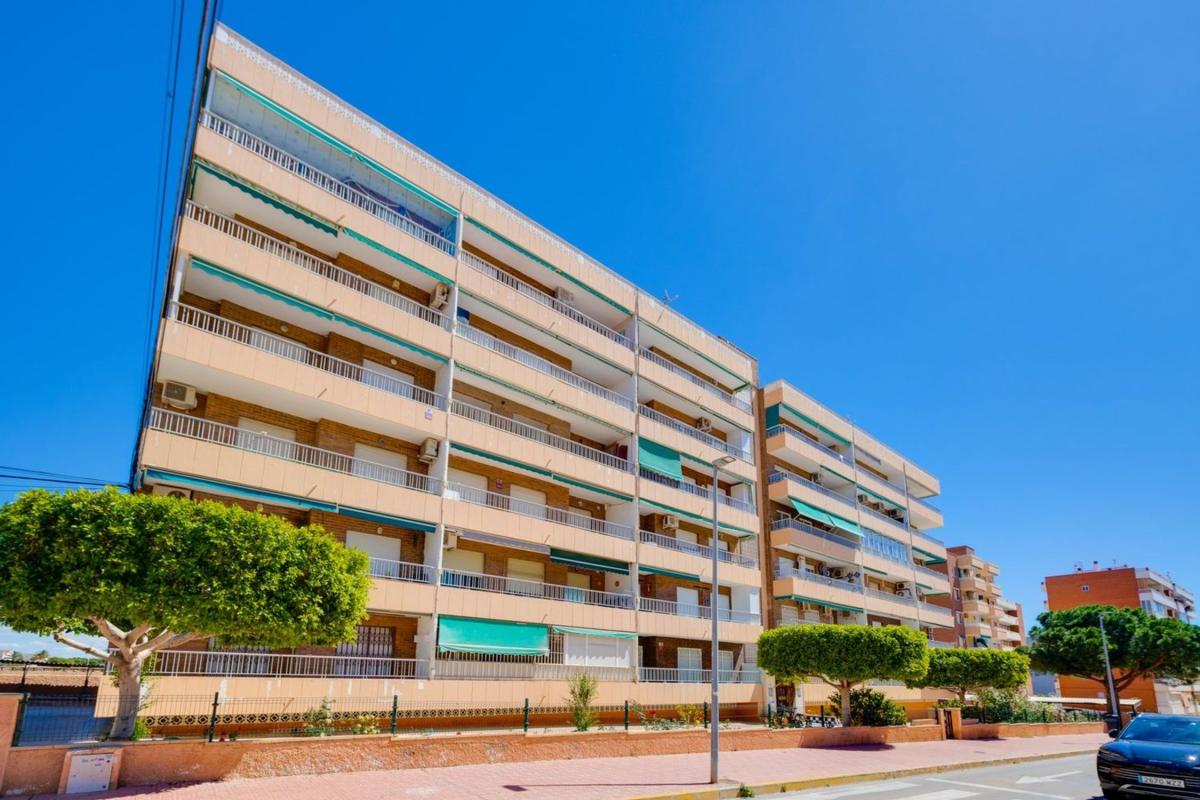 Продажа квартиры на Piso en Calle Arrecife, Punta Prima, Torrevieja, Торревьеха
 photo 2