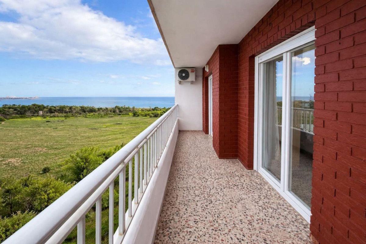 Продажа квартиры на Piso en Calle Arrecife, Punta Prima, Torrevieja, Торревьеха
 photo 2