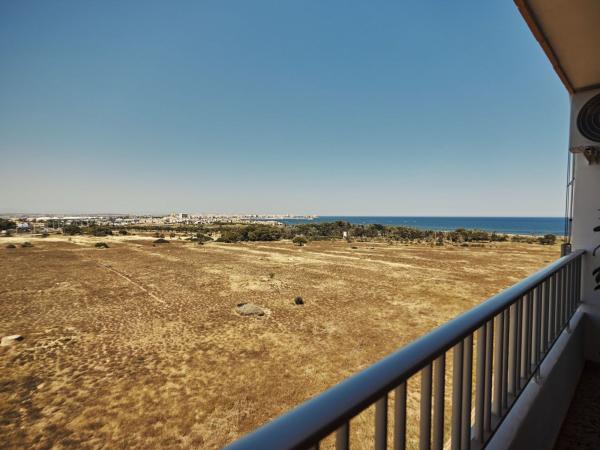 Ático en venta en Ático en Calle Arrecife, Punta Prima, Torrevieja, Torrevieja thumbnail 2