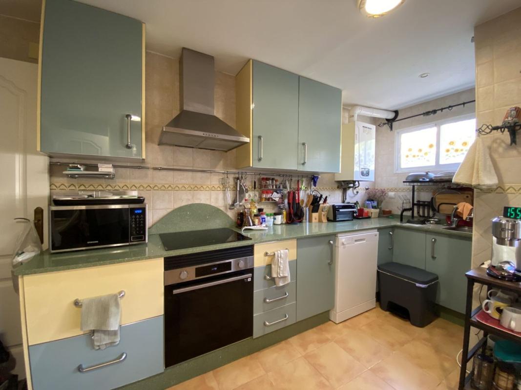 Properties for sale and rent in Spain photo 4