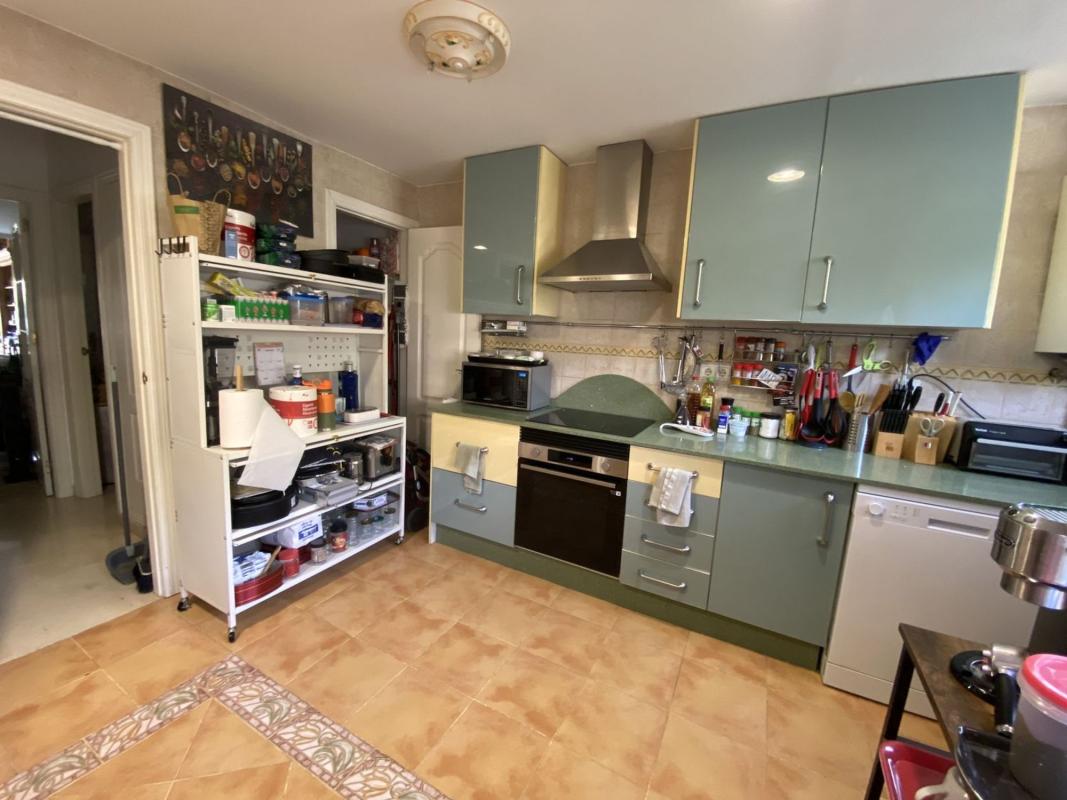 Properties for sale and rent in Spain photo 5