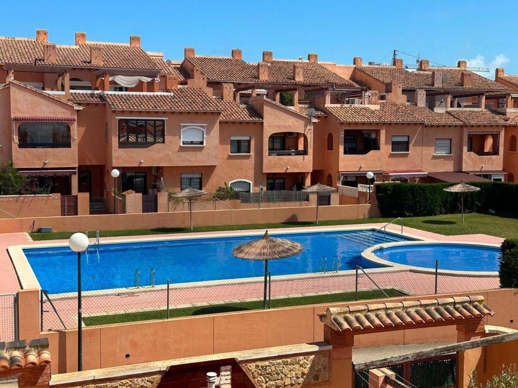 Продажа квартиры на Piso en Aguas Nuevas, Torrevieja, Торревьеха
photo 1