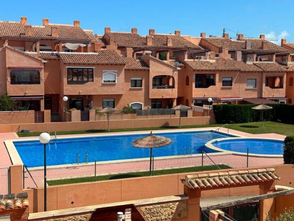 Продажа квартиры на Piso en Aguas Nuevas, Torrevieja, Торревьеха
photo 1