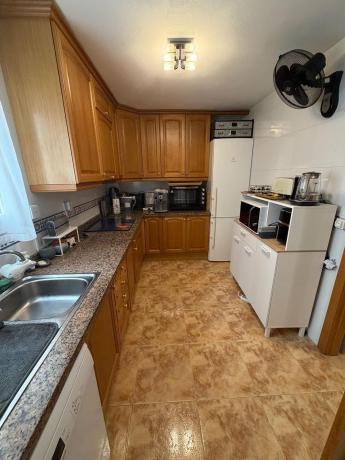 Venta de piso en Piso en Calle Isabel la Catolica, 58, Puerto, Santa Pola, Santa Pola
thumbnail 2