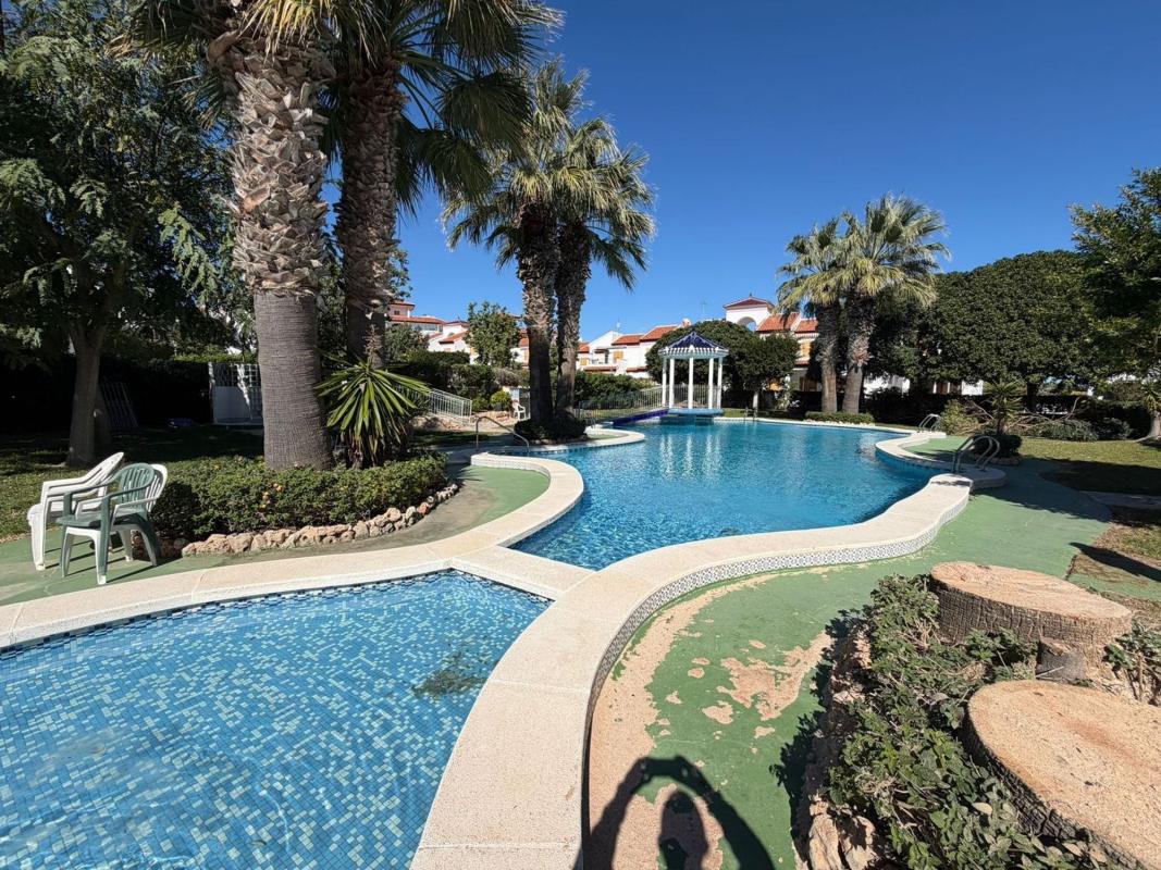 Properties for sale and rent in Spain photo 1