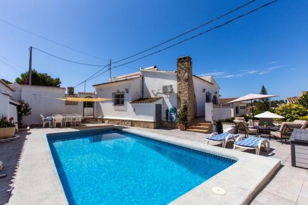 Independent chalet for sale in Casa o chalet en Cala Advocat - Baladrar, Benissa, Benissa
photo 1