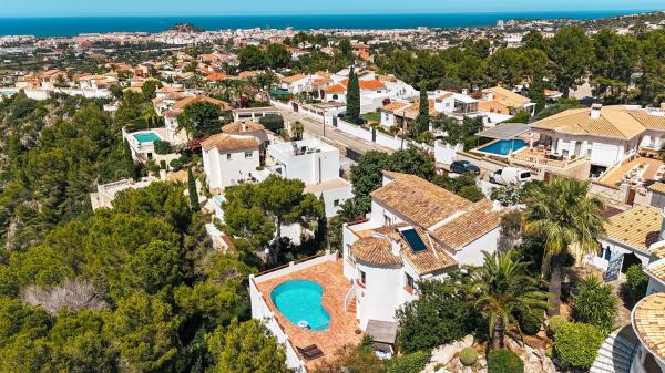 Casa o chalet independiente en Calle Maia, La Pedrera-Vessanes, Denia thumbnail 1
