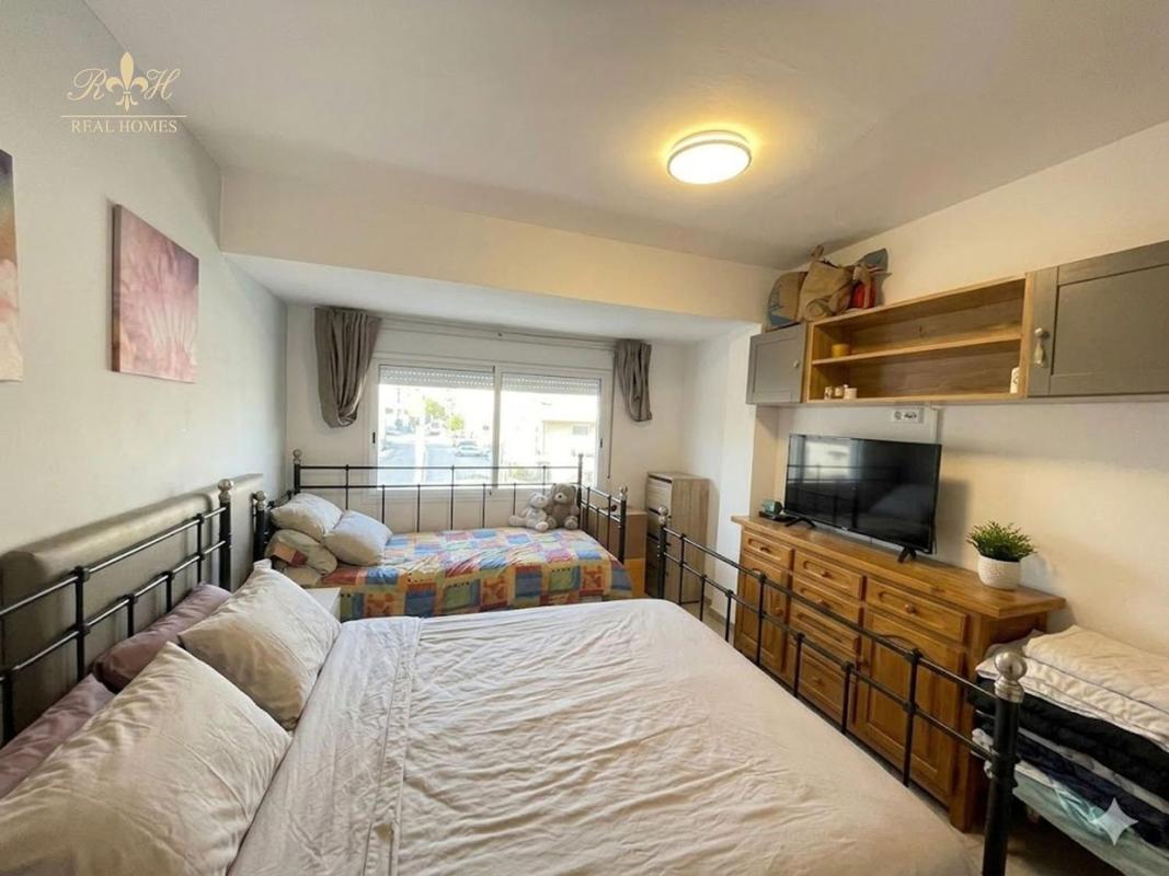 Venta de piso en Piso en Calle de Tomàs Ortuño, Centro Urbano, Benidorm, Benidorm
photo 5