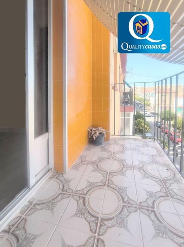 Sale of apartment in Piso en La Florida Portazgo, Alicante / Alacant, Alicante
photo 2