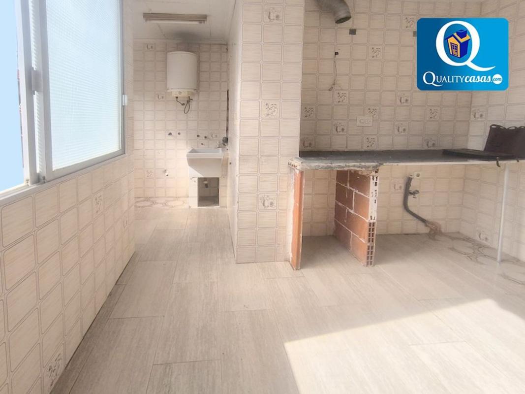 Sale of apartment in Piso en La Florida Portazgo, Alicante / Alacant, Alicante
photo 5